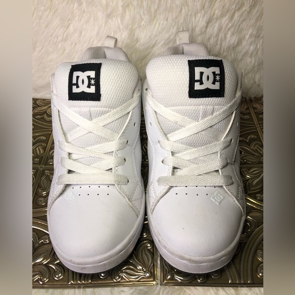 DC Women's Court Graffik Sneakers - White size 5 - Picture 10 of 16
